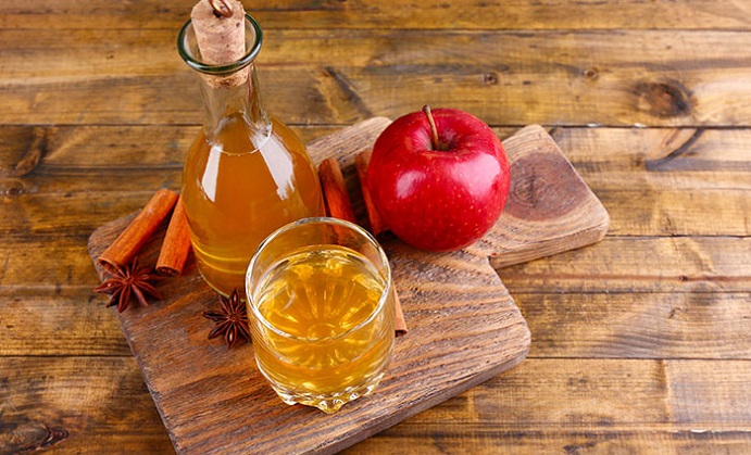 Why You Should Try An Apple Cider Vinegar Cleanse